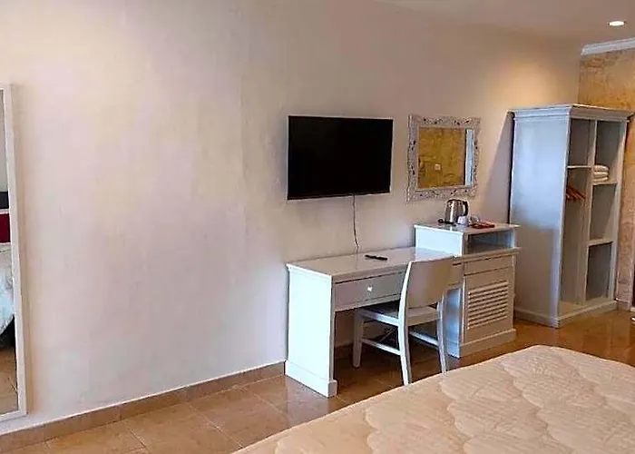 Otel Grand Melka Anturan
